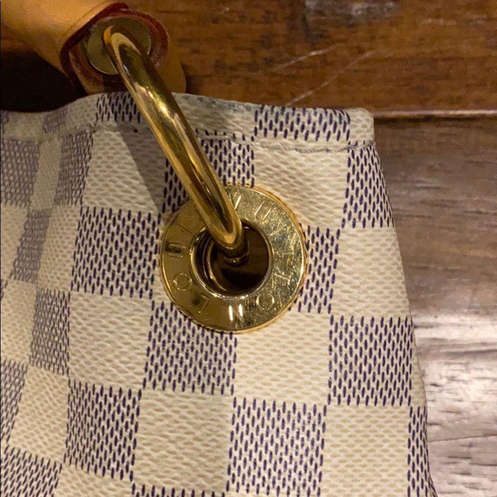 Artsy MM Damien Azur